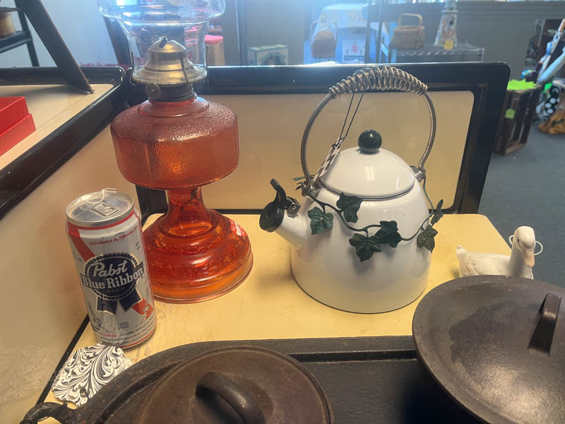 Antique Collectible Auction Janesville WI Photos