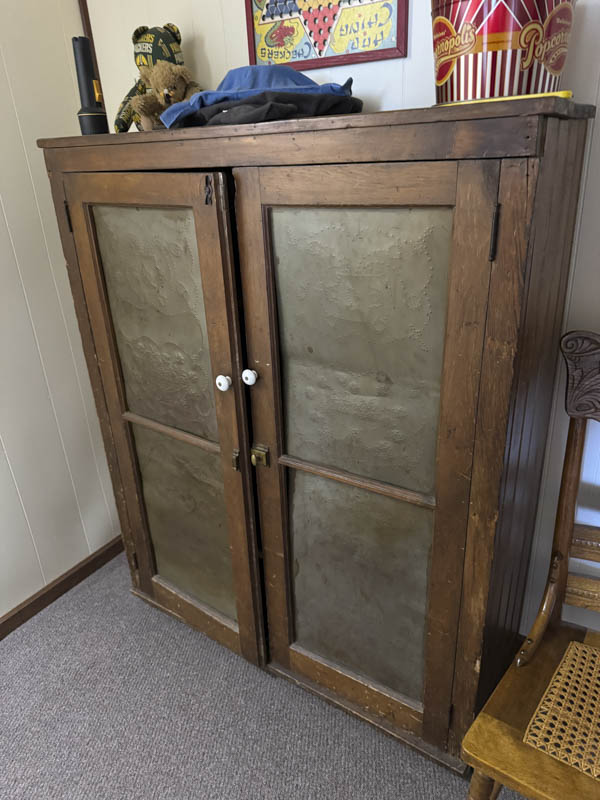 Estate Auction Milton WI Photos