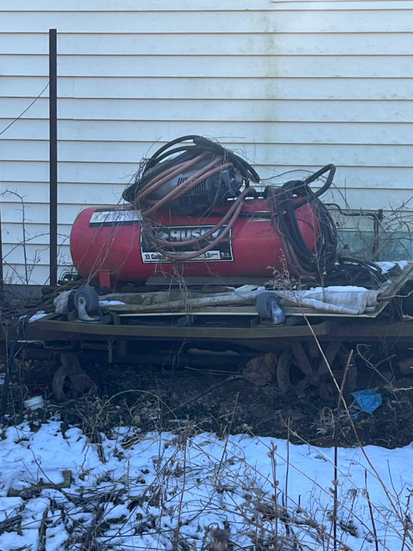 Estate Auction Orfordville WI Photos