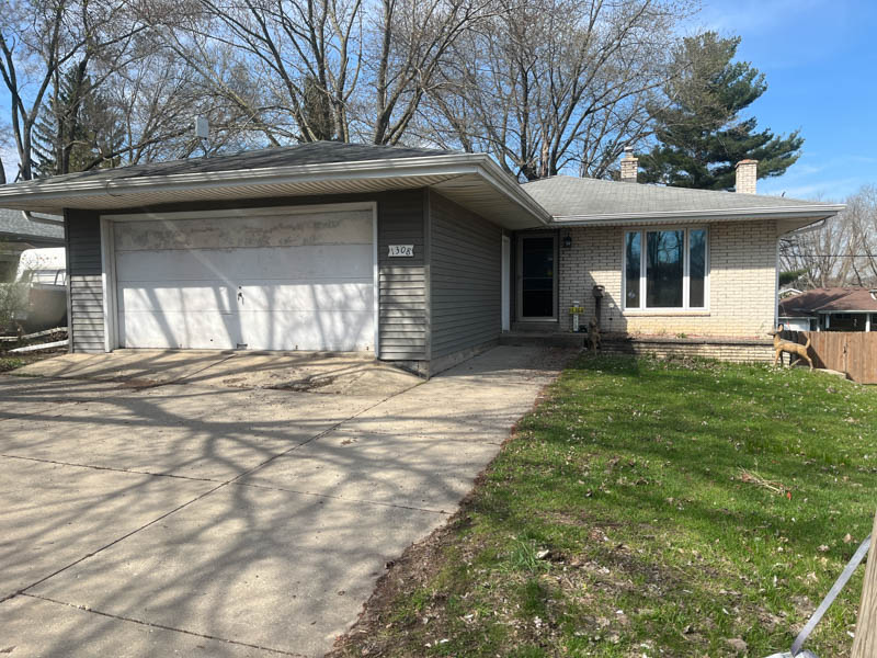 Real Estate Auction Janesville WI Details